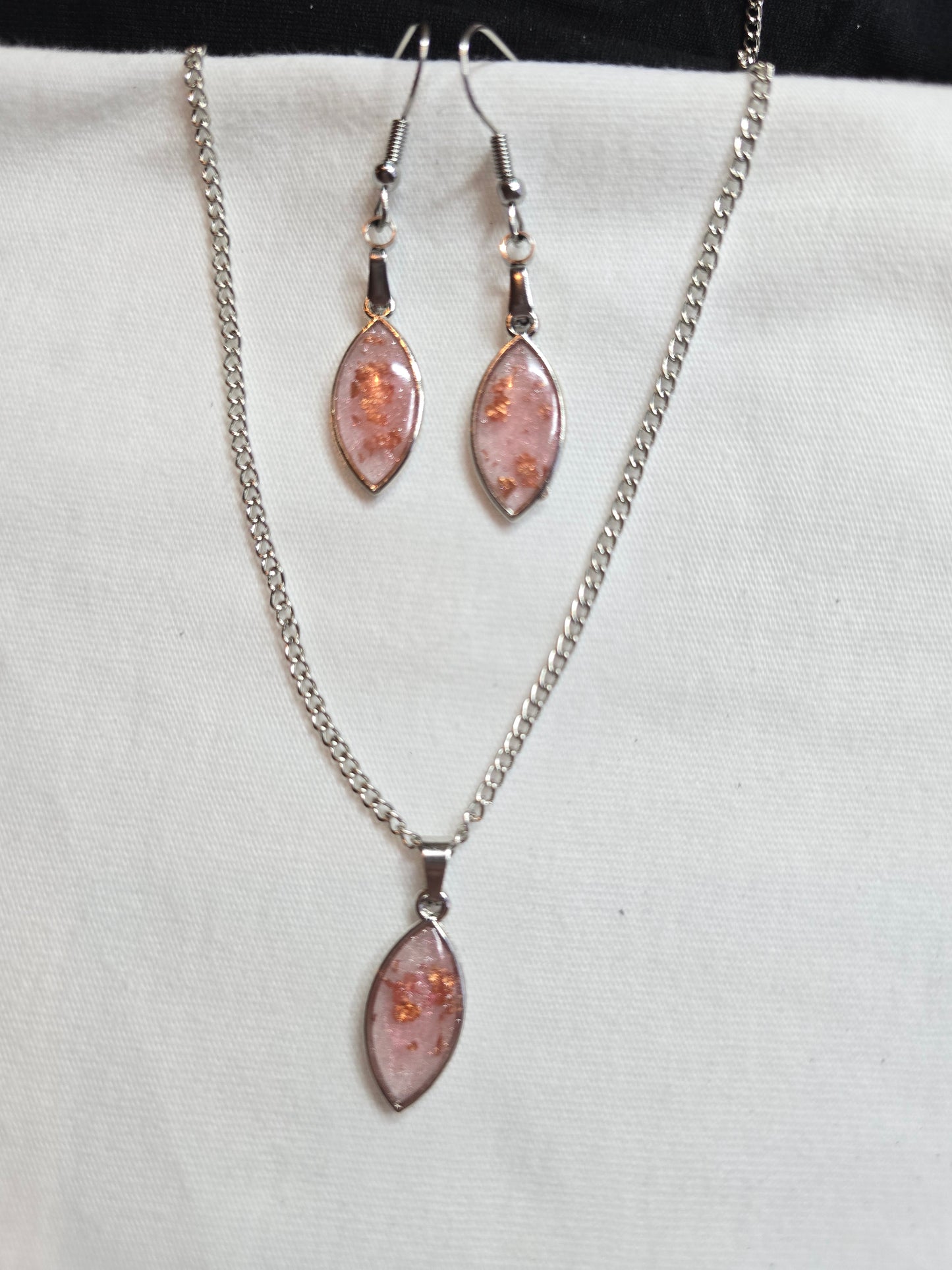 Ketting + oorbellen 25047